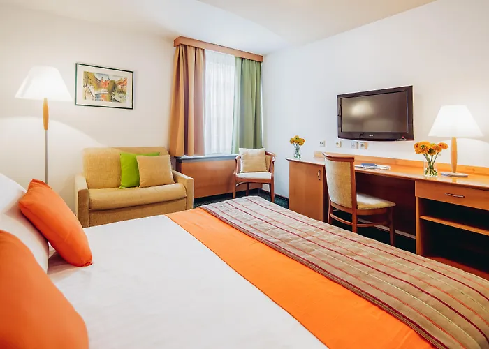 Ibis Styles Centre 호텔 3*