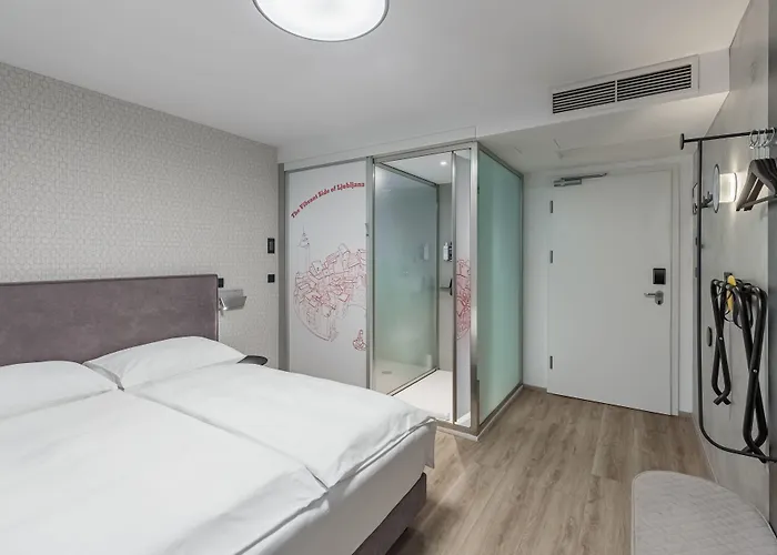 Ibis Styles Centre 3*
