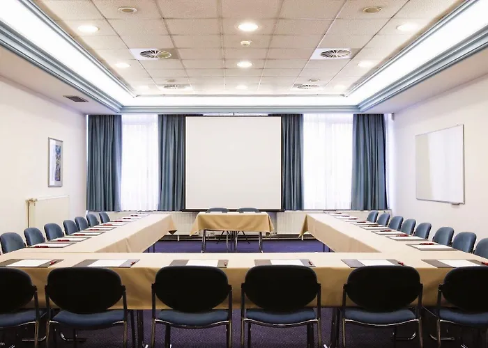 Ibis Styles Centre 3*