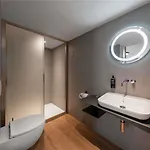Ibis Styles Centre Hotel 3*