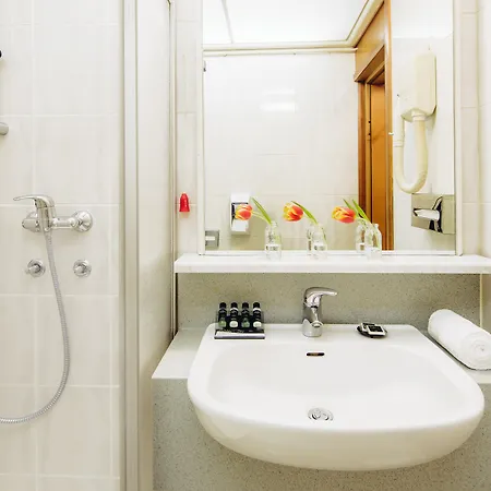 Ibis Styles Centre מלון 3*