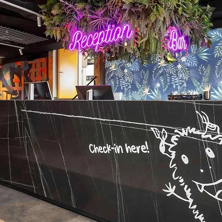 Ibis Styles Centre 3*