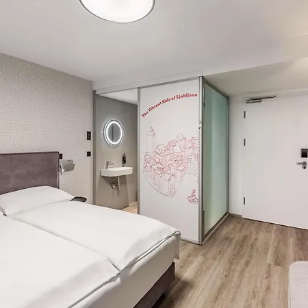 Ibis Styles Centre 호텔 류블랴나