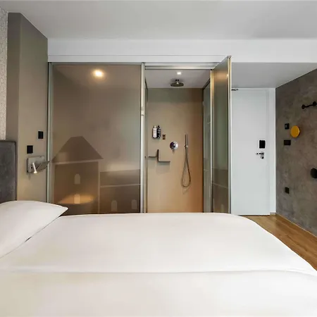 Ibis Styles Centre Hotel