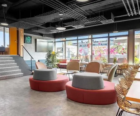 Ibis Styles Centre 3*